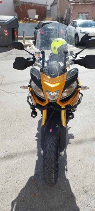 Aprilia Caponord 1200 Rally Amarilla