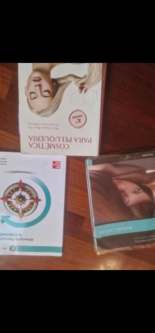 Libros de 1° de peluquería grado medio