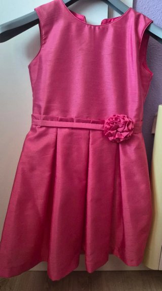 Vestido rosa con flor 12 años