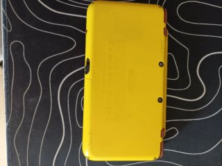 Nintendo New 2DS XL Pikachu Pokémon
