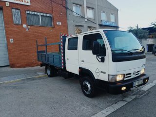 Nissan Cabstar 2006