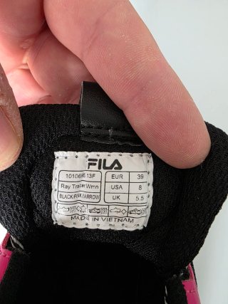Zapatillas Fila Mujer Negro y Rosa