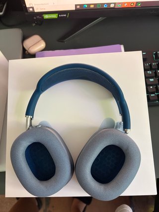 Airpods Max Sky Blue
