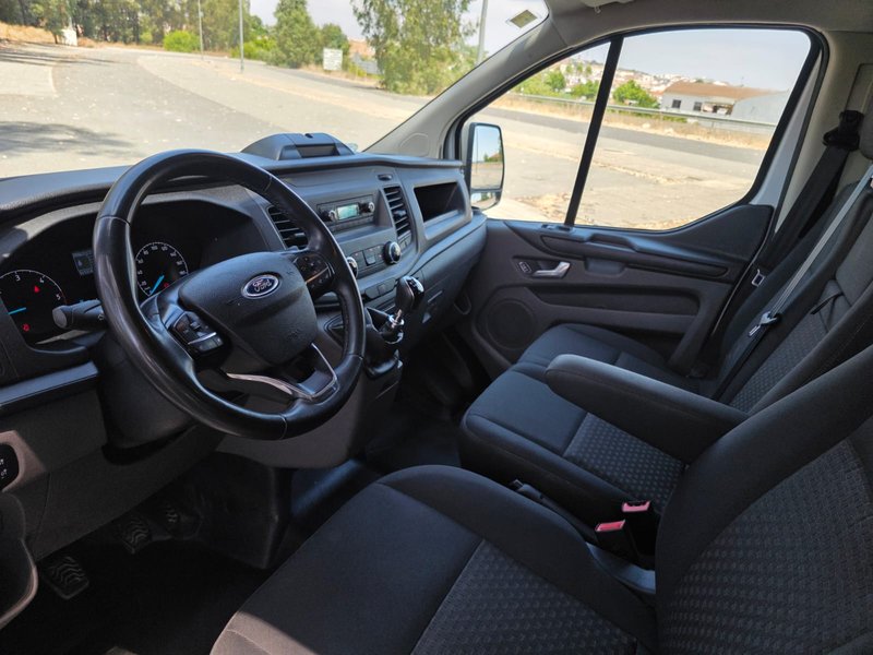 Ford Transit Custom 2022, foto 15