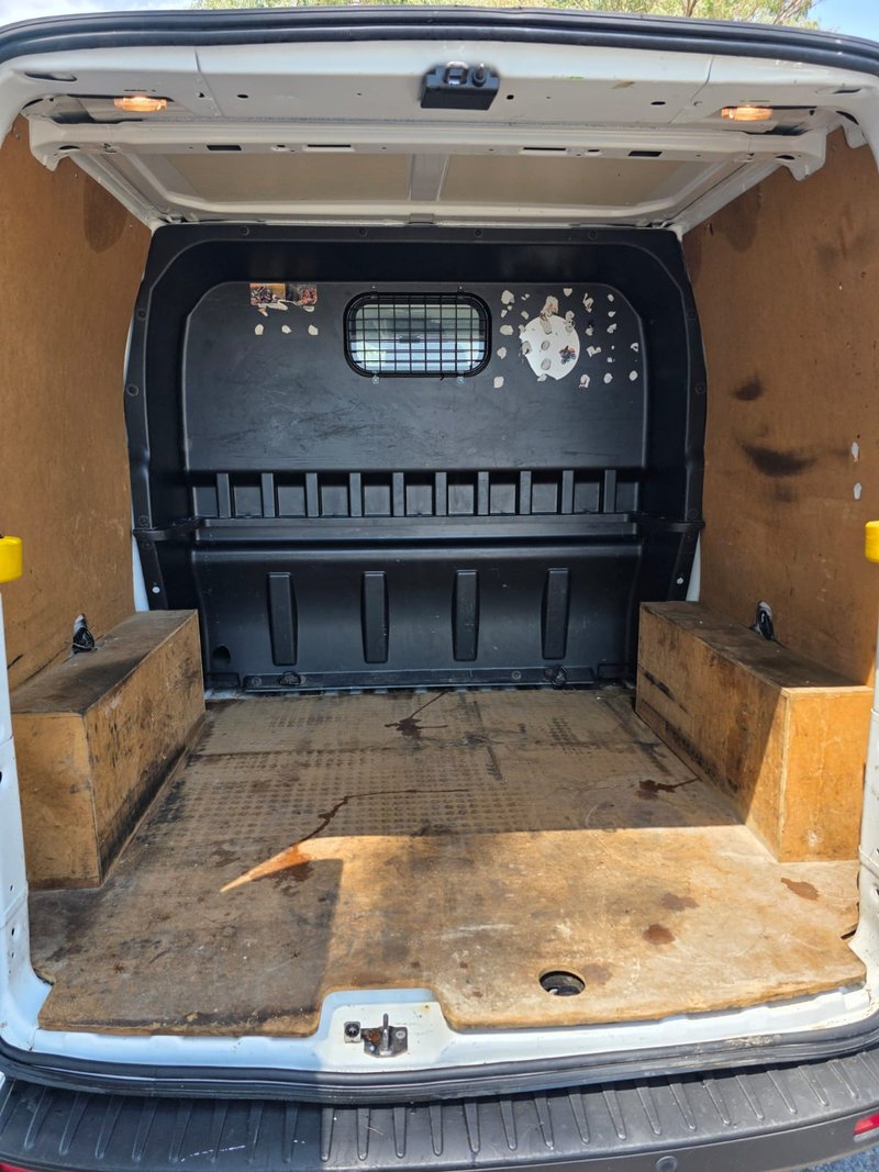 Ford Transit Custom 2022, foto 21
