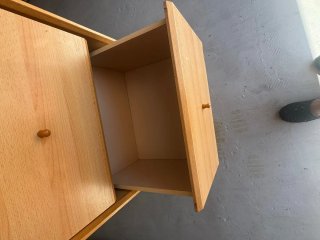Mueble Cajonera de madera con ruedas