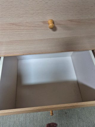 Mueble Cajonera de madera con ruedas