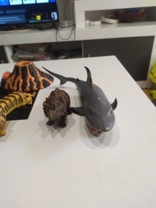 Dinosaurios de juguete