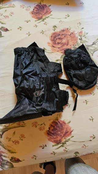 Cubre Botas de lluvia para moto-scooter.