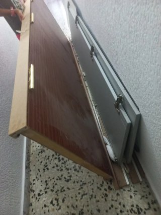 Puerta madera nueva sin usar