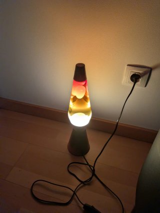 Lámpara de lava decorativa naranja y roja