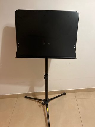 Atril de música negro