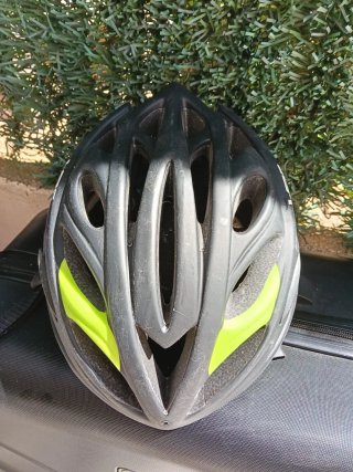 Cascos para bicicleta o patinetes