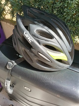 Cascos para bicicleta o patinetes