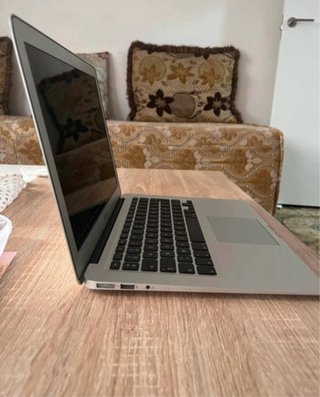 Ordenador Macbook air 13 (2017)