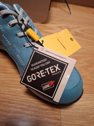 Zapatillas Asolo Field GV ML 38 2/3 NUEVAS
