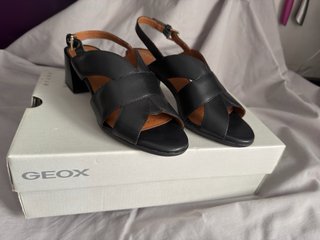 Sandalias Geox Negras Talla 35 Nuevas