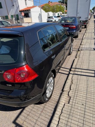 Volkswagen Golf 2004