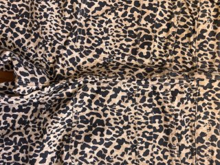 Pantalones de leopardo