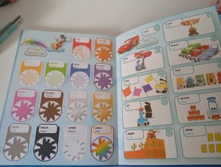 Sticker Dictionary Disney