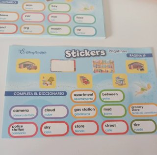 Sticker Dictionary Disney
