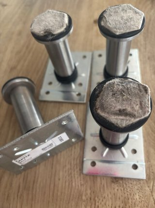 4 Patas Acero Inoxidable 8cm