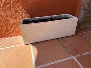 Jardinera Piedra Blanco  50x18x19