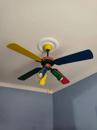 Muebles y lámpara infantil y litera de 90