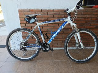 Bicicleta Mendiz Blanca y Azul