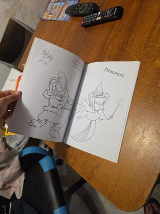 Súper pegacolor Disney Princesas
