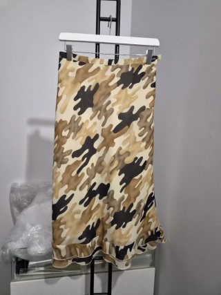 Falda larga estampado camuflaje