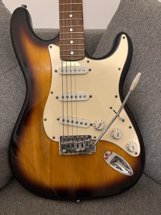 Guitarra Eléctrica Harly Benton