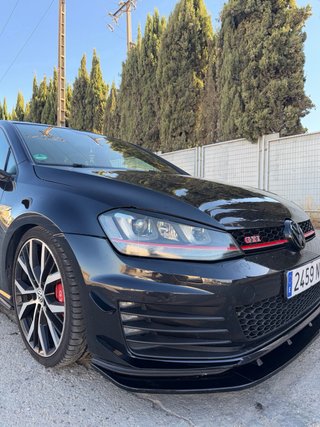 Volkswagen Golf 2014