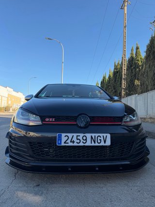 Volkswagen Golf 2014