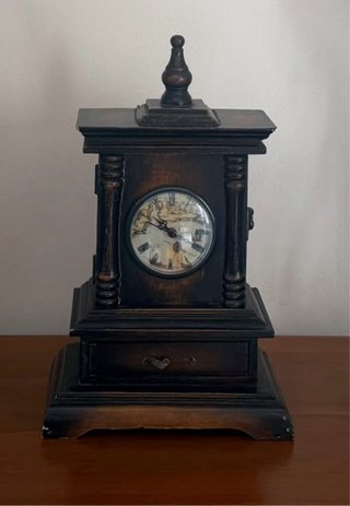 Reloj de sobremesa antiguo madera decorativo