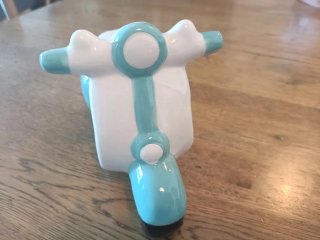 Hucha Moto Scooter Guardiola Azul y Blanca