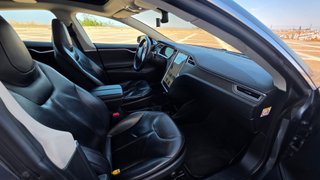 Tesla Model S 85 año 2014 con carga gratuita