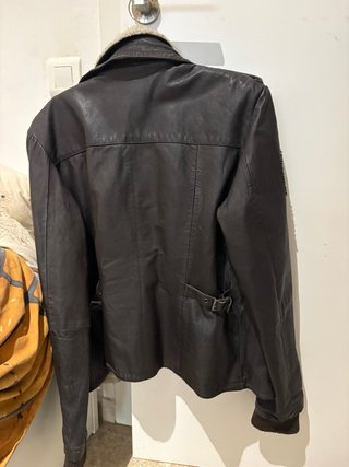 Chaqueta de piel Superdry con borrego L