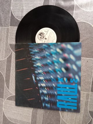 Vinilo Blanco y Negro Mix Raul