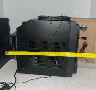 Equipo de música Kenwood con altavoces