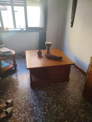 Mesa de comedor grande de madera
