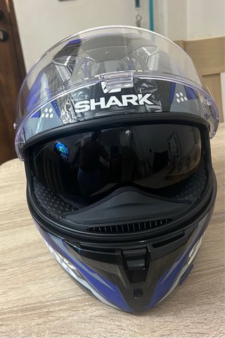 Casco de moto Shark de carbono nuevo sin estrenar