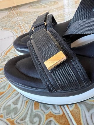 Sandalias cuña Chica 10 talla 38