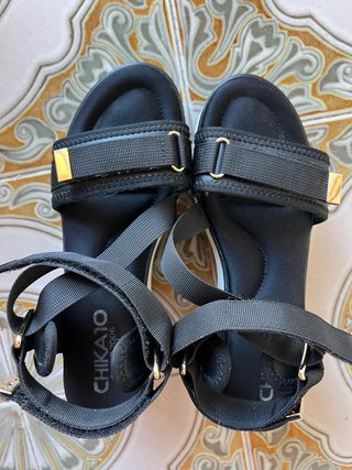 Sandalias cuña Chica 10 talla 38