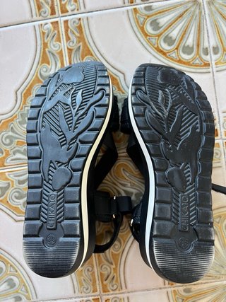 Sandalias cuña Chica 10 talla 38