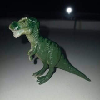 T Rex + cría