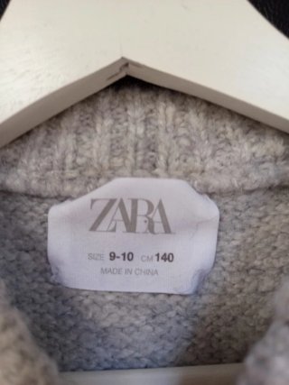 Chaleco punto Zara gris 9-10 años