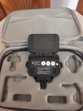 Insta360 Ace Pro + funda y cable