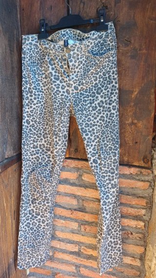 Pantalón H&M Leopardo Beige Talla XS