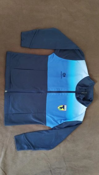 Chaqueta EF Colegio El Valle Brokal. Talla 6.